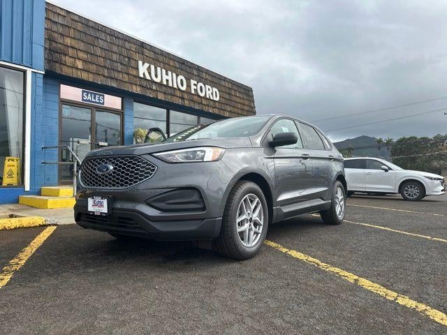 2023 Ford Edge SE AWD in Carbonized Gray Metallic — front three-quarter view